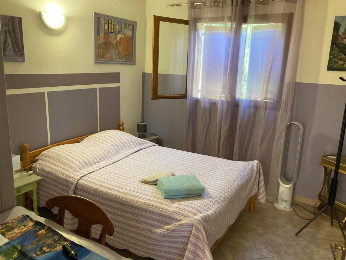 B&B Macchia Verdata Avec Piscine Монасья-д’Оллен Экстерьер фото