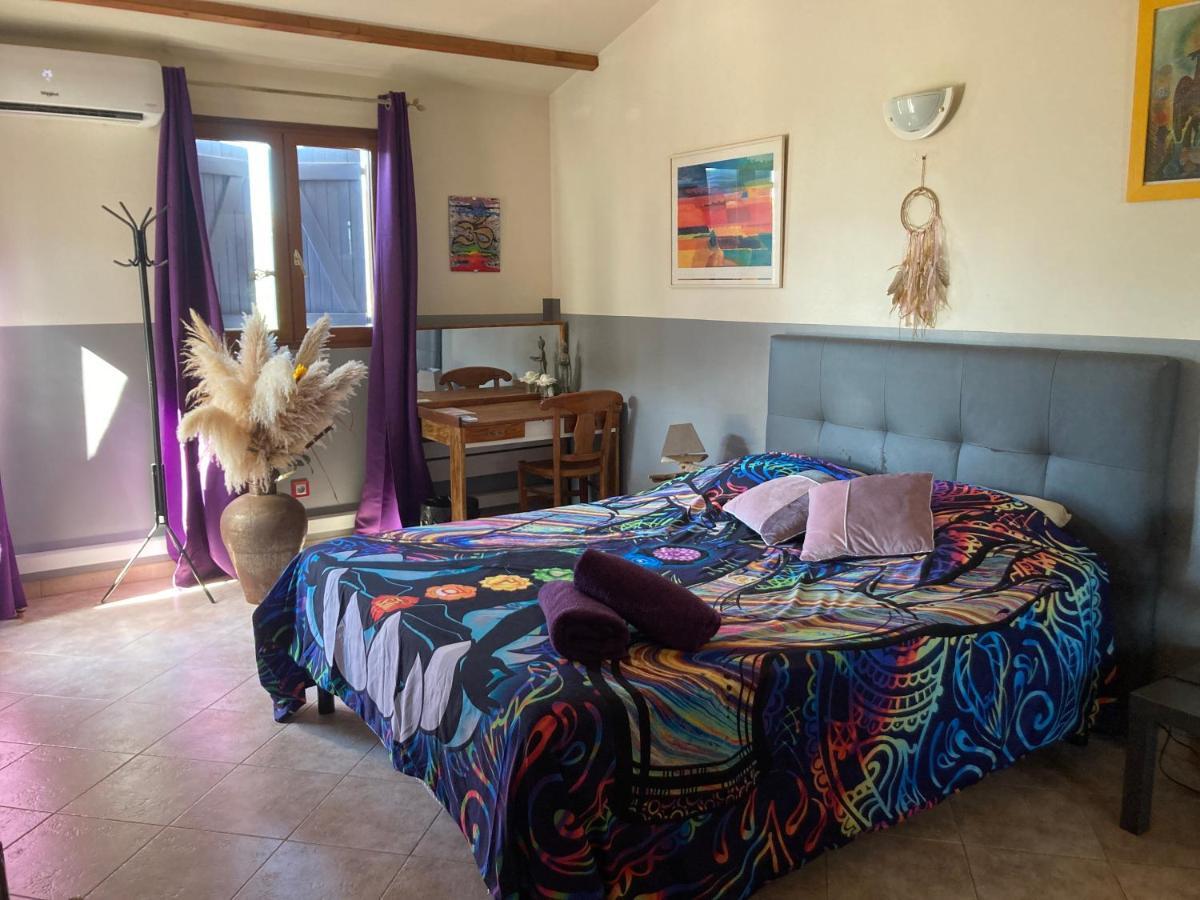 B&B Macchia Verdata Avec Piscine Монасья-д’Оллен Экстерьер фото