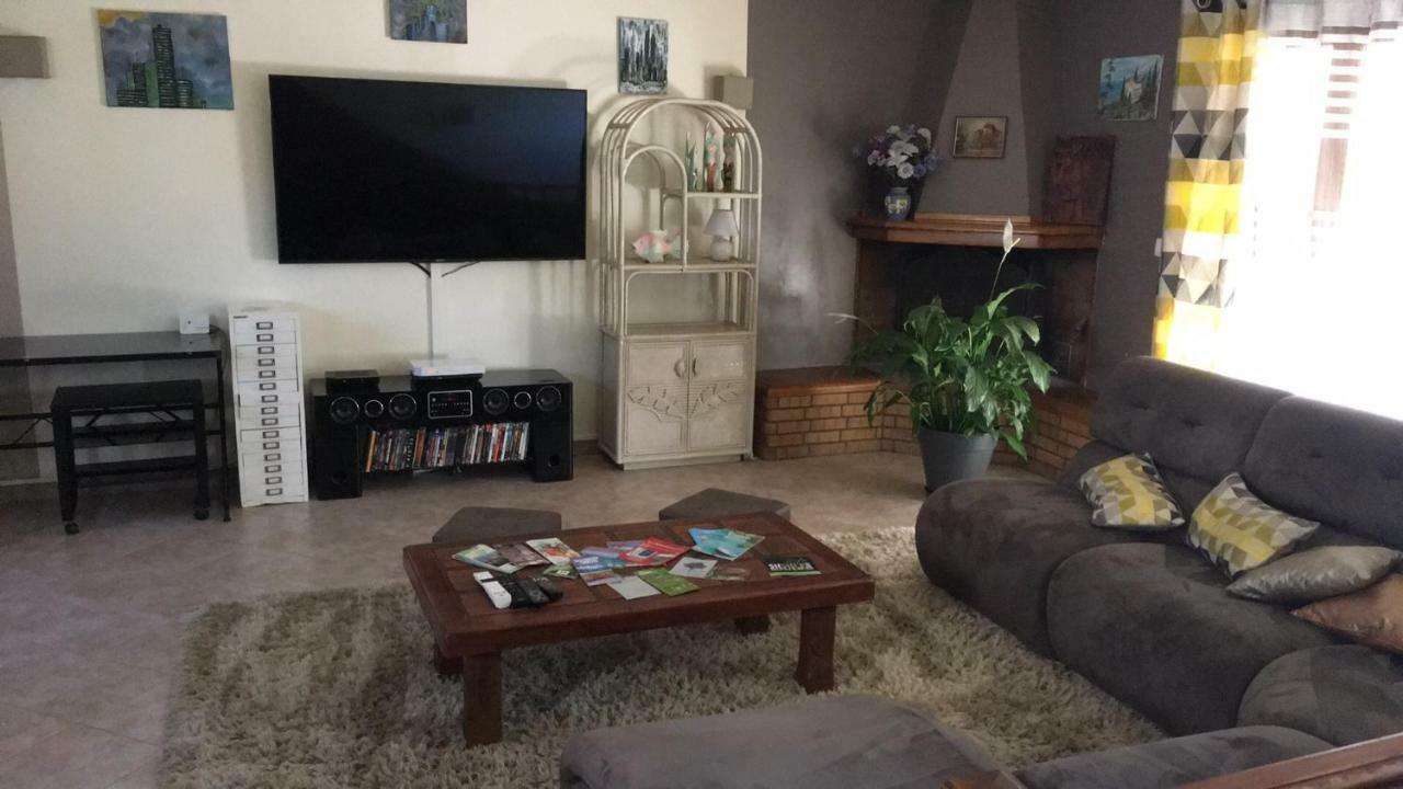 B&B Macchia Verdata Avec Piscine Монасья-д’Оллен Экстерьер фото